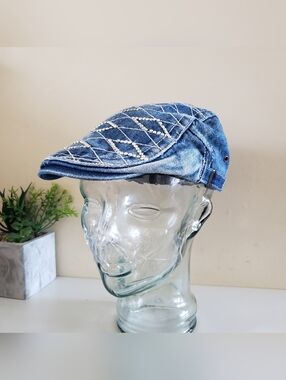 MEILISA BNWT Embellished Distressed Finish  Paper Boy Denim Cap - O/S